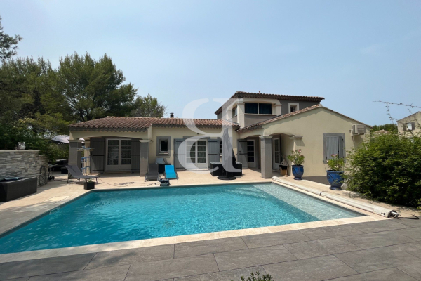 Maison de luxe à vendre à Pernes-les-Fontaines, 895 000 €, Photo 2