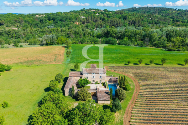 Luxury House for sale in Gordes, 1 855 000 €, Photo 2