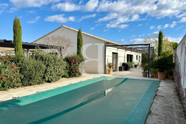 Maison de luxe à vendre à Saint-Rémy-de-Provence, 1 272 000 €, Photo 2