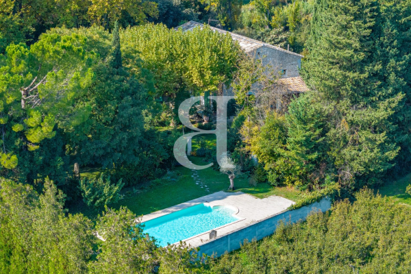 Maison de luxe à vendre à Eygalières, 1 410 000 €, Photo 2