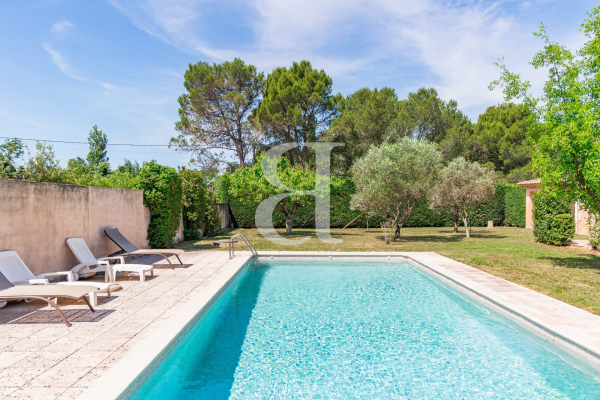 Maison de luxe à vendre à Saint-Rémy-de-Provence, 950 000 €, Photo 3