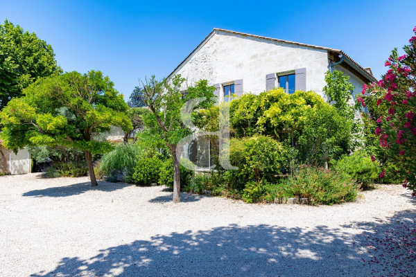 Maison de luxe à vendre à Saint-Rémy-de-Provence, 1 550 000 €, Photo 3