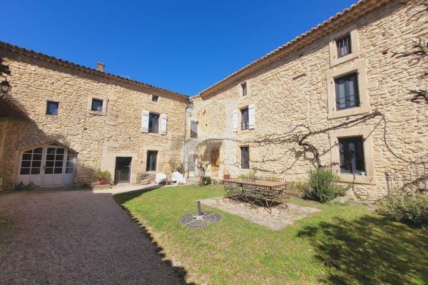 Maison de luxe à vendre à Grignan, 1 890 000 €, Photo 3