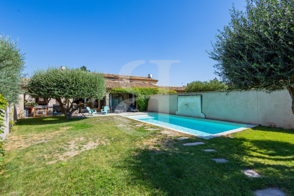 Maison de luxe à vendre à Maubec, 899 000 €, Photo 3