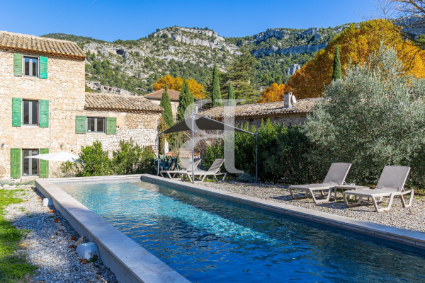 Maison de luxe à vendre à L Isle-sur-La-Sorgue, 1 790 000 €, Photo 3