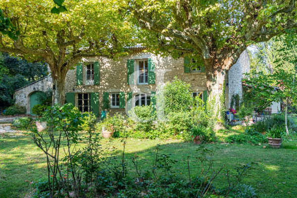 Maison de luxe à vendre à Eygalières, 1 410 000 €, Photo 3