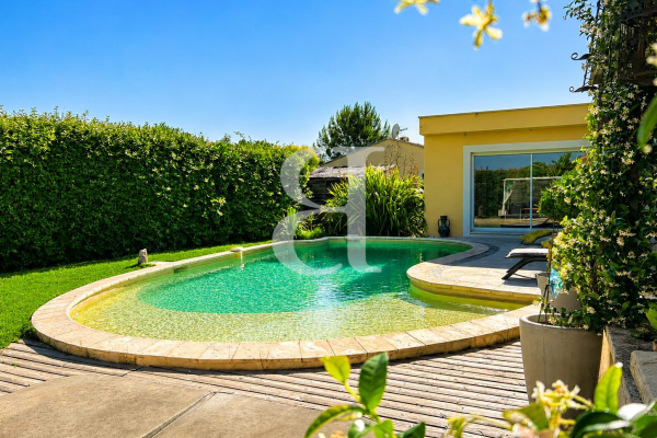 Maison de luxe à vendre à L Isle-sur-La-Sorgue, 599 000 €, Photo 4