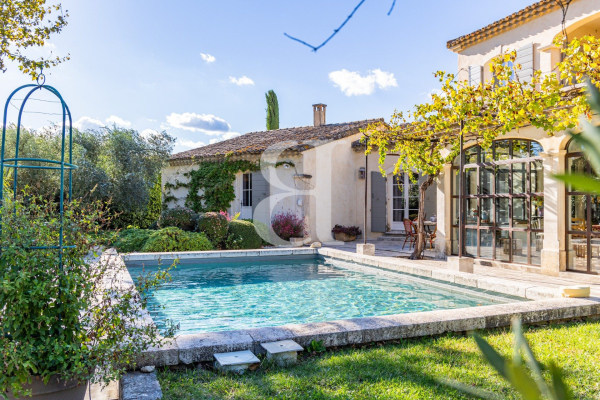 Luxury House for sale in Eygalières, 1 160 000 €, Photo 4