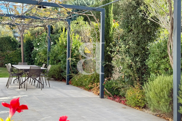 Maison de luxe à vendre à Saint-Rémy-de-Provence, 1 272 000 €, Photo 5