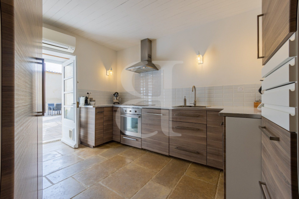 Maison de luxe à vendre à Grignan, 570 000 €, Photo 6