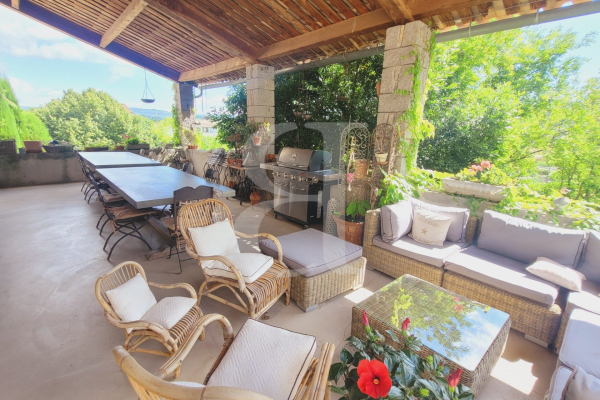 Maison de luxe à vendre à Villeneuve-de-Berg, 990 000 €, Photo 6
