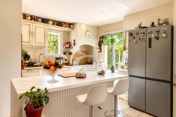 Maison de luxe à vendre à L Isle-sur-La-Sorgue, 599 000 €, Photo 7