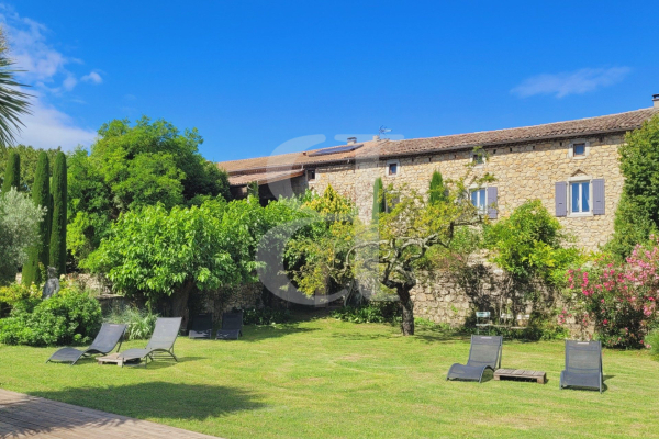 Maison de luxe à vendre à Villeneuve-de-Berg, 990 000 €, Photo 7