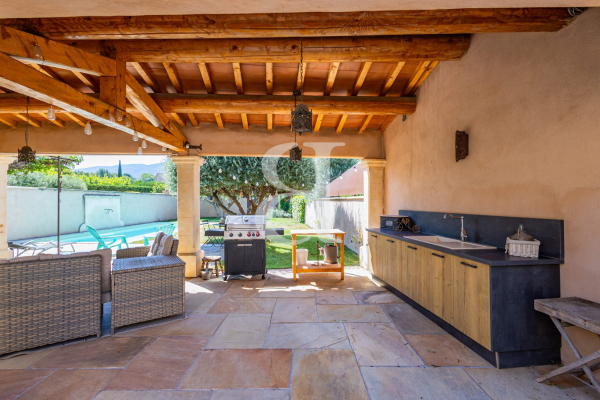 Luxury House for sale in Maubec, 899 000 €, Photo 7