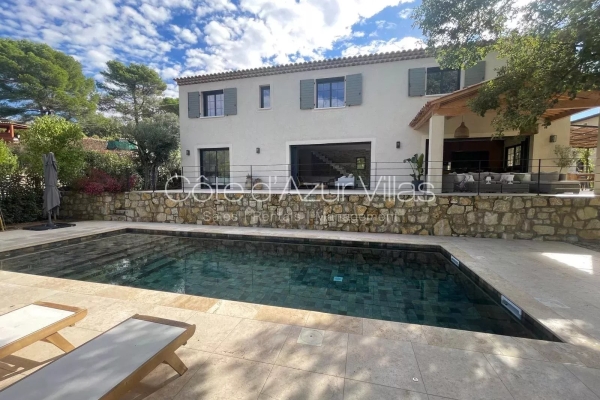 Maison de luxe à louer à Grasse, 6 900 €, Photo 1
