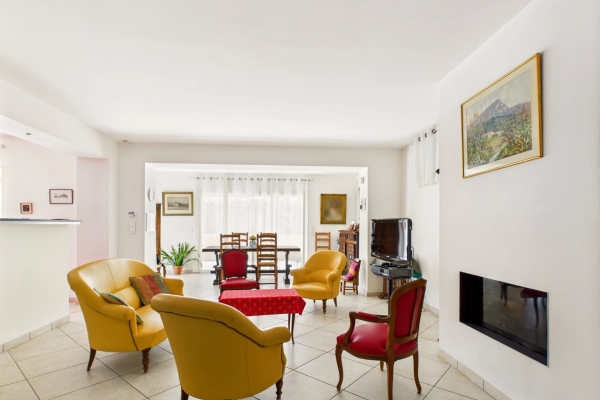 Maison de luxe à vendre à Aix-en-Provence, 1 300 000 €, Photo 3