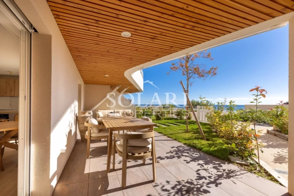 Luxury Apartment for sale in Saint-Raphaël, 705 000 €, Photo 3