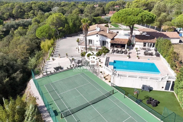 Maison de luxe à vendre à Roquefort-les-Pins, 6 300 000 €, Photo 3