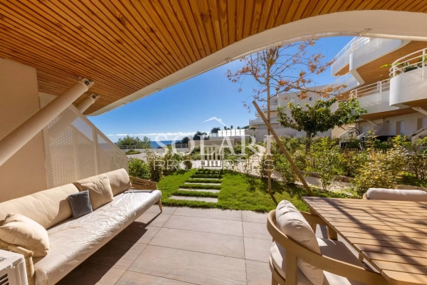 Luxury Apartment for sale in Saint-Raphaël, 705 000 €, Photo 4