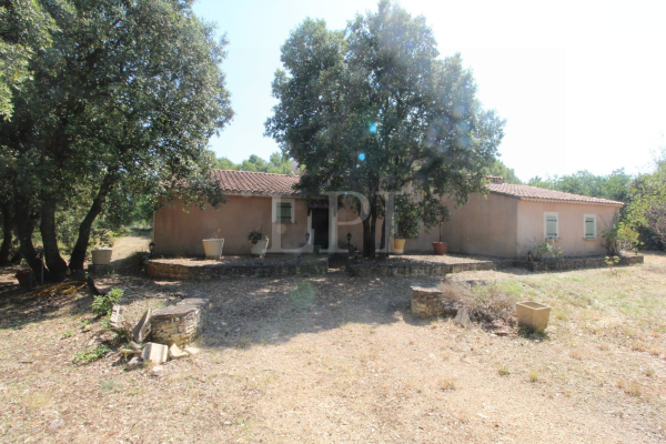 Maison de luxe à vendre à Saint Saturnin les Apt, 489 000 €, Photo 2