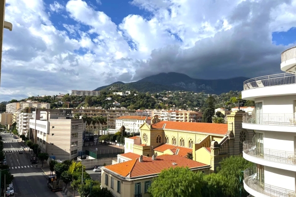 Appartement de luxe à vendre à Menton, 449 000 €, Photo 1