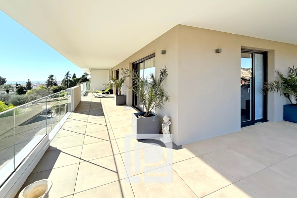 Luxury Apartment for sale in Le Cannet, 1 095 000 €, Photo 3