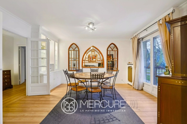 Luxury Apartment for sale in Versailles, 756 000 €, Photo 2