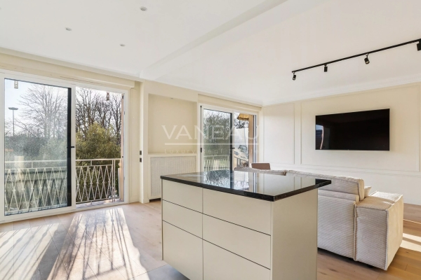 Luxury Apartment for sale in Neuilly-sur-Seine, 1 400 000 €, Photo 3