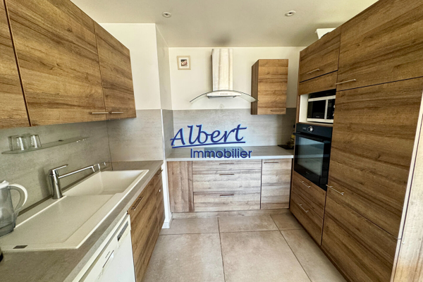 Appartement de luxe à vendre à Sanary-sur-Mer, 498 000 €, Photo 3