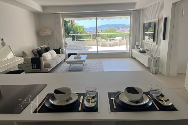 Appartement de luxe à vendre à Cannes, 899 000 €, Photo 1