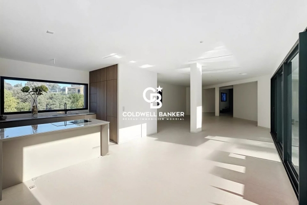 Luxury House for sale in Saint-Raphaël, 1 995 000 €, Photo 2