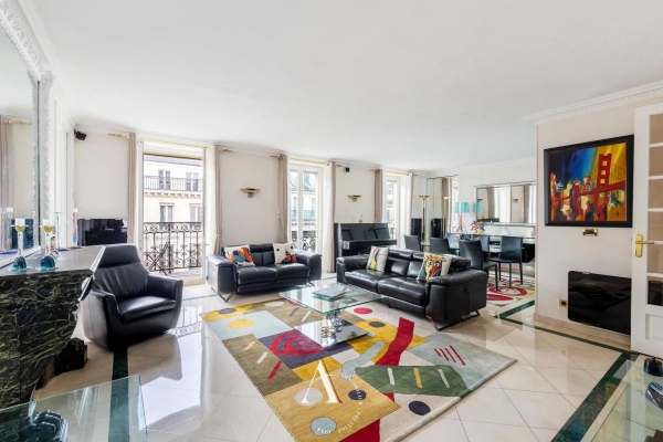 Luxury Apartment for sale in Paris 9Ème, 1 380 000 €, Photo 2