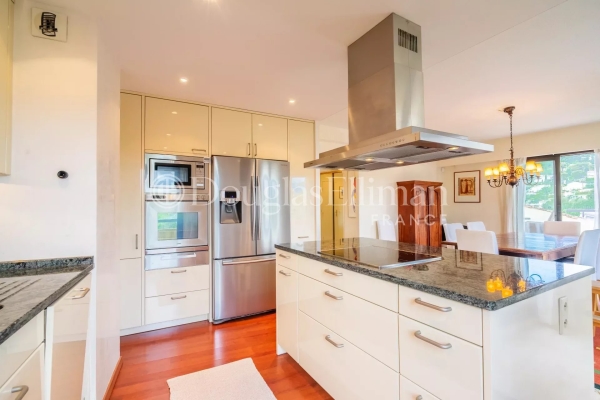 Luxury Apartment for sale in Mougins, 1 275 000 €, Photo 4