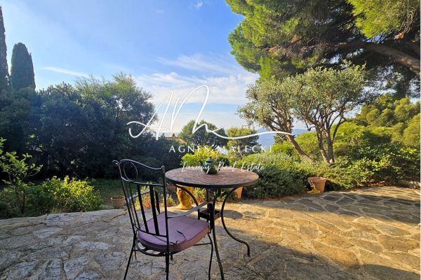 Maison de luxe à vendre à Le Lavandou, 1 470 000 €, Photo 2