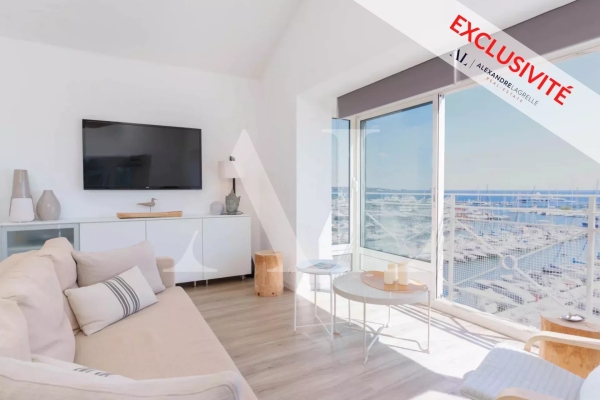 Luxury Apartment for sale in Le Golfe Juan, 460 000 €