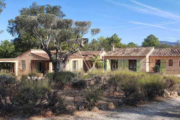 Maison de luxe à vendre à Plan-de-La-Tour, 1 175 000 €, Photo 3