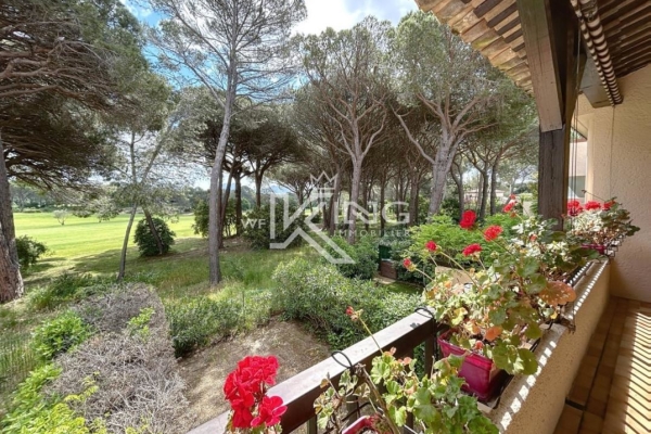 Appartement de luxe à vendre à Saint-Raphaël, 450 000 €, Photo 1