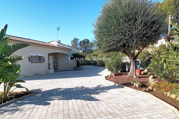 Luxury House for sale in Saint-Raphaël, 840 000 €, Photo 1