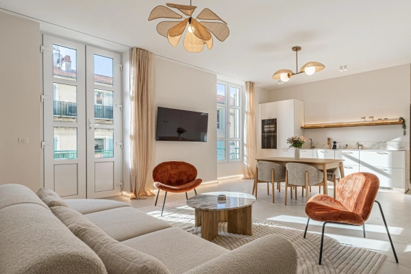 Luxury Apartment for sale in Nice, 599 000 €, Photo 1