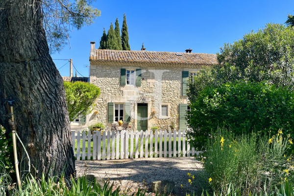 Luxury House for sale in Saint Étienne-du-Grès, 619 000 €, Photo 2
