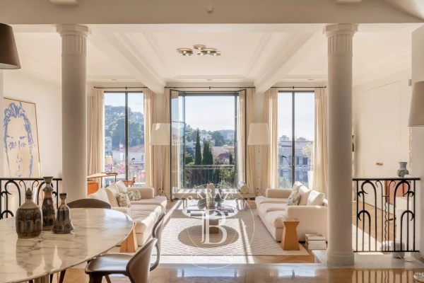 Maison de luxe à vendre à Cannes, 2 250 000 €, Photo 2