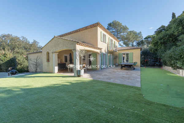 Luxury House for sale in Saint-Raphaël, 1 158 000 €, Photo 3