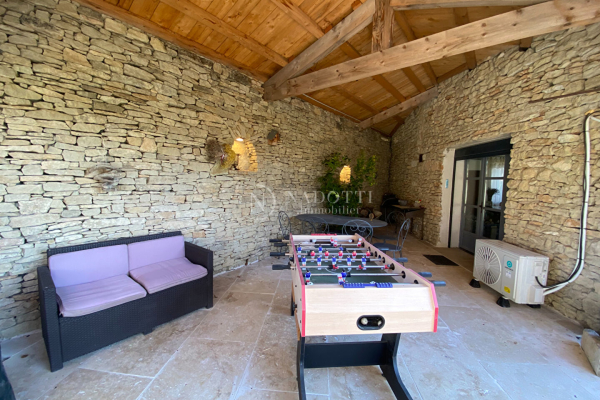 Maison de luxe à vendre à Gordes, 989 500 €, Photo 3