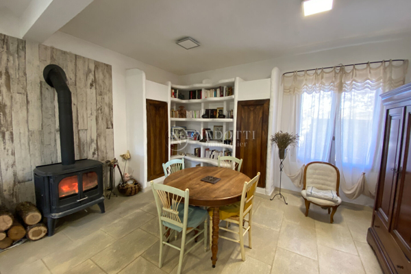 Maison de luxe à vendre à Gordes, 989 500 €, Photo 4