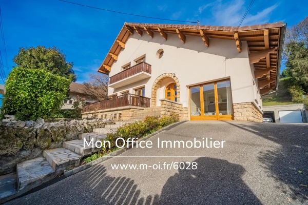 Maison de luxe à vendre à Frangy, 685 000 €, Photo 1