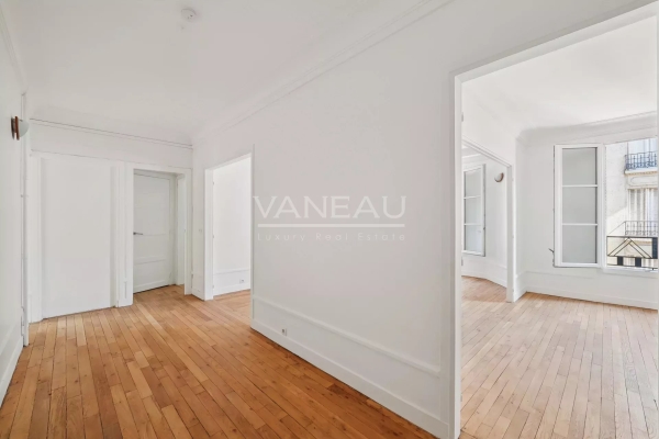Luxury Apartment for sale in Paris 16Ème, 795 000 €, Photo 7