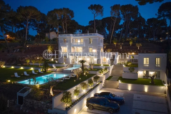 Maison de luxe à vendre à Cap d'Antibes, 15 900 000 €, Photo 1