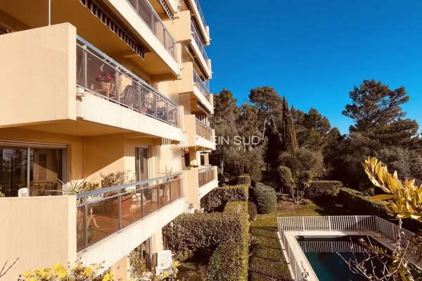 Appartement de luxe à vendre à Grasse, 480 000 €, Photo 2