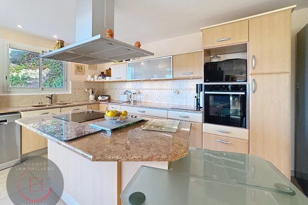 Luxury House for sale in Les Adrets de l'Esterel, 1 450 000 €, Photo 5