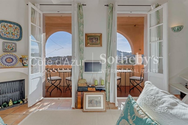 Luxury Apartment for sale in Saint-Tropez, 690 000 €, Photo 1